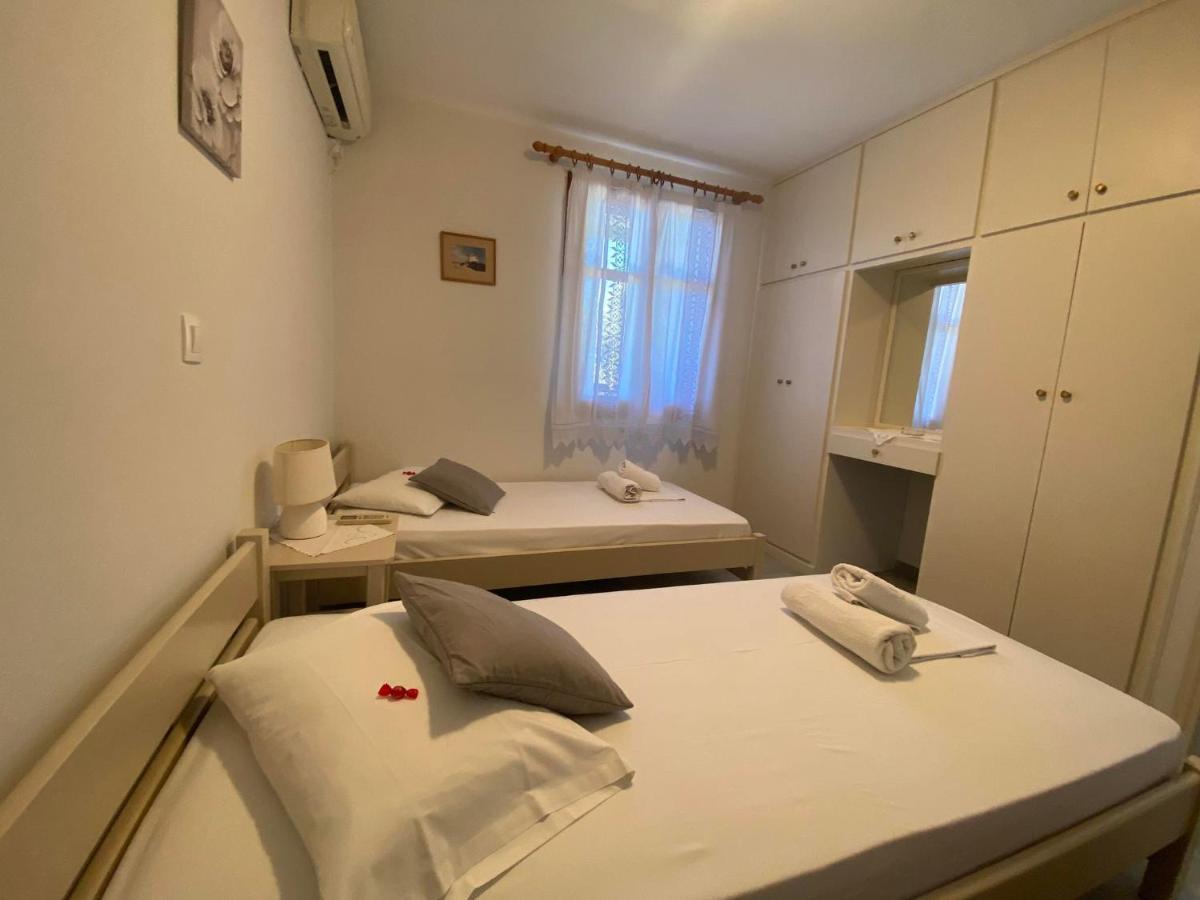 Stelios Zalonis Apartments Tínos エクステリア 写真